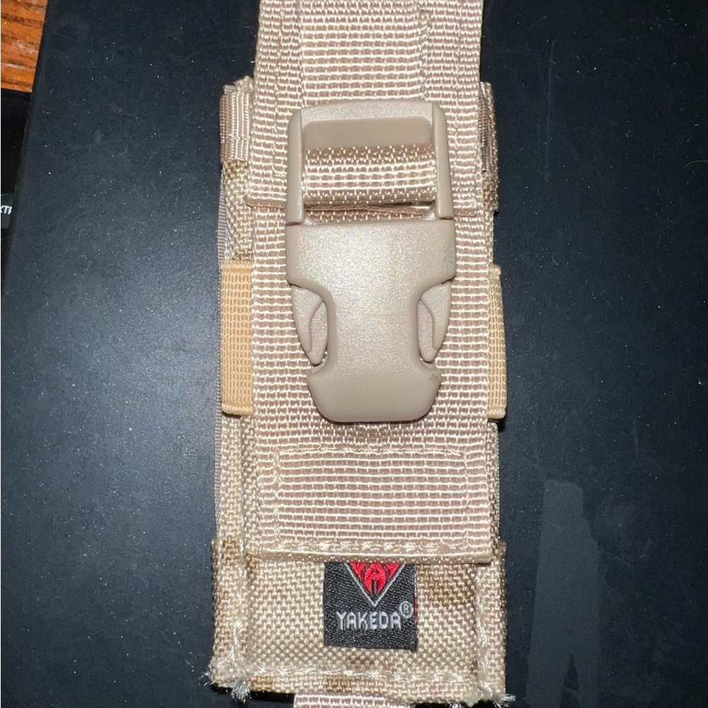YAKEDA Multitool Tac Flashlight Pouch (Sand)